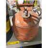 Image 3 : (2) Metal Safety Fuel Cans - Justrite Green & Vintage Red