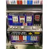 Image 3 : Red White & Blue 25Â¢ Slot Machine - Max Win 10,000 Credits