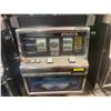 Image 3 : Double Double Diamond Casino Slot Machine - 25Â¢ Denomination, 3-Credit Play, Accepts Tickets