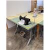 Image 1 : Singer 253-2 Sewing Machine & Table - Working