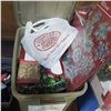 Image 2 : Collection of Christmas Wreath, Hats & Decorations