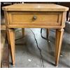Image 2 : Set of 2 Light Oak-colour Side Tables
