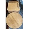 Image 4 : Set of 2 Light Oak-colour Side Tables