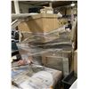 Image 3 : Pallet of Assorted Base Cabinets