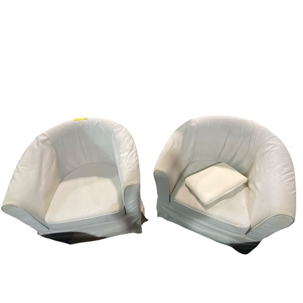 Group of 2 White Chairs
