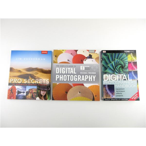 ASSORTED DIGITAL PHOTOGRAPHY BOOK LOT
