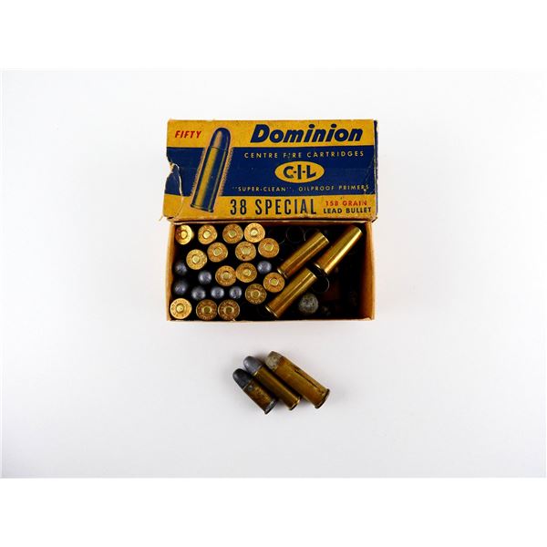 COLLECTIBLE ASSORTED AMMO AND NON-PRIMED BRASS CASES LOT