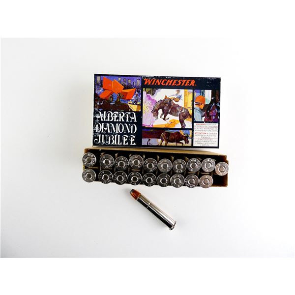 COLLECTIBLE WINCHESTER ALBERTA DIAMOND JUBILEE .38-55 WIN AMMO LOT