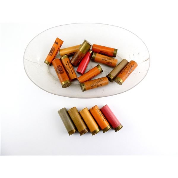 COLLECTIBLE ASSORTED ELEY 10 GAUGE / 16 GAUGE / 12 GAUGE SHOT SHELLS AND PRIMED SHOT SHELL HULL LOT