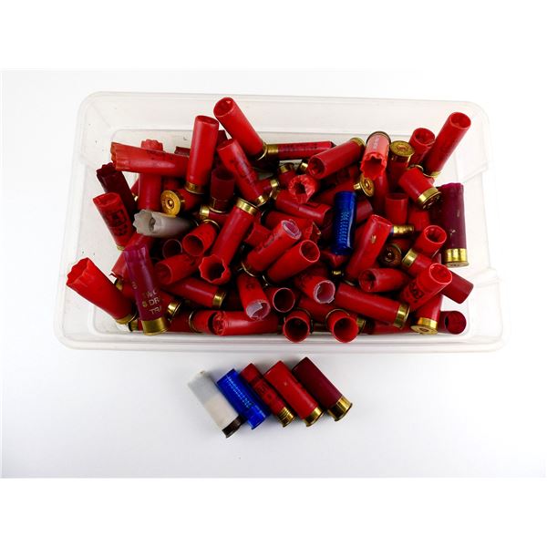 RELOADED ASSORTED 12 GAUGE / 28 GAUGE SHOT SHELLS / PRIMED AND NON-PRIMED SHOT SHELLS ETC. LOT