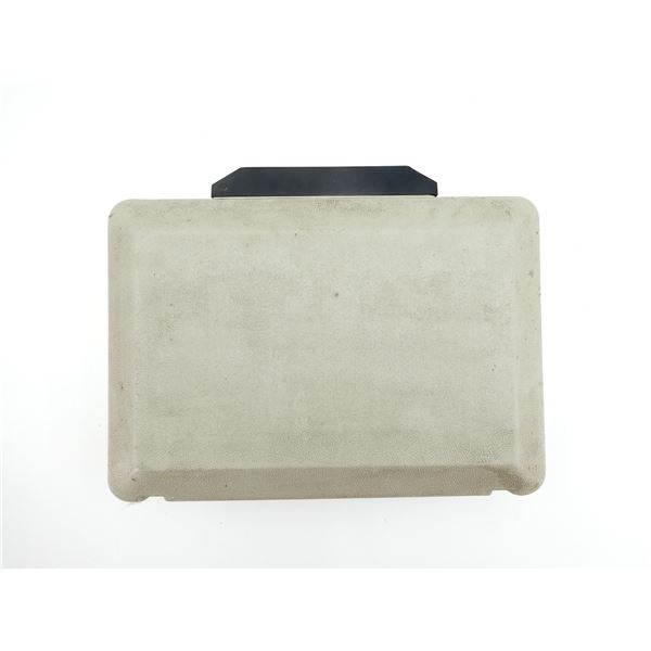 SENTRY 1100 SAFE LOT