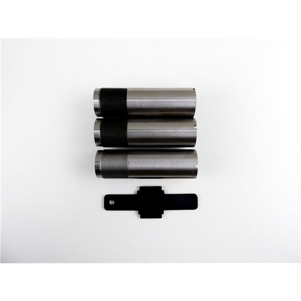 ASSORTED MOSSBERG ACCU-MAG 12 GAUGE CHOKE TUBE AND WRENCH LOT