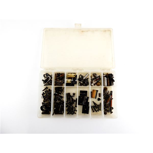 ASSORTED UNKNOWN RIFLE PARTS LOT