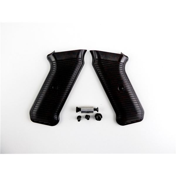 WWII GERMAN MP40 SCHMEISSER GRIP SET