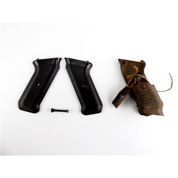 WWII GERMAN MP40 SCHMEISSER GRIP SET