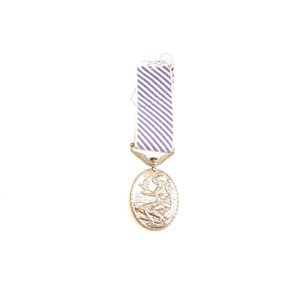 REPRODUCTION BRITISH MILITARY DISTINGUISHED FLYING MEDAL