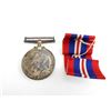 Image 2 : WWII CANADIAN / BRITISH MILITARY 1939-1945 WAR MEDAL