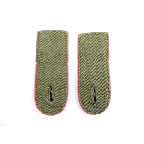 WWII GERMAN TROPICAL PANZER EPAULETS