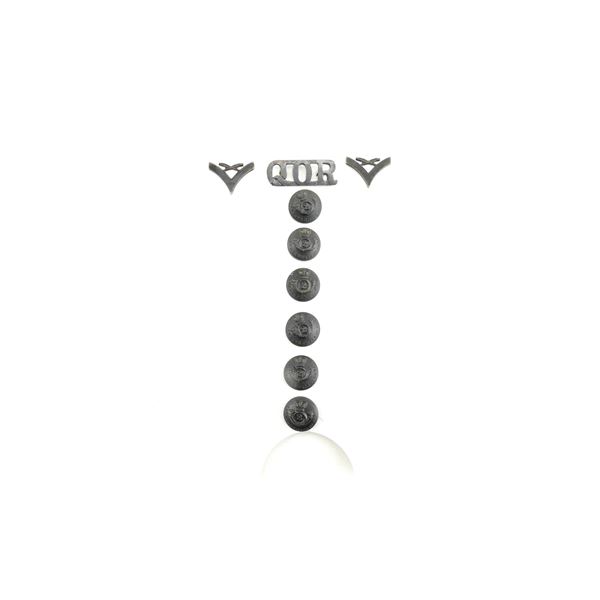 ASSORTED CANADIAN BADGES AND BUTTONS LOT