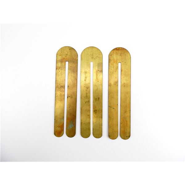 WWII CANADIAN MILITARY BUTTON STICK LOT