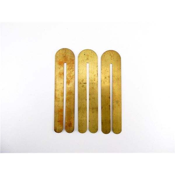 WWII CANADIAN MILITARY BUTTON STICK LOT