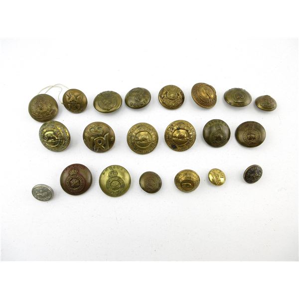 ASSORTED WWI / WWII MILITARY / RCMP / LONDON POLICE BUTTONS LOT