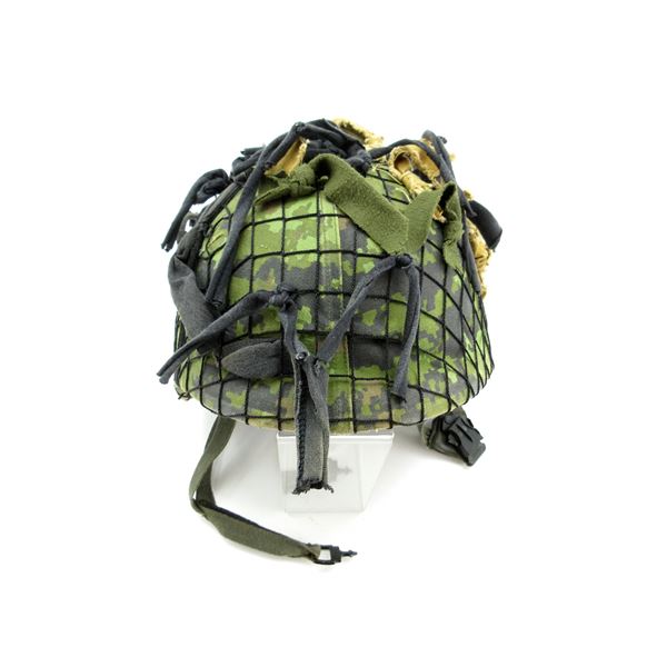 CANADIAN MILITARY KEVLAR HELMET