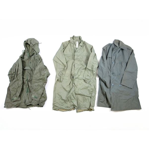 ASSORTED MILITARY WET WEATHER / RAINCOATS LOT