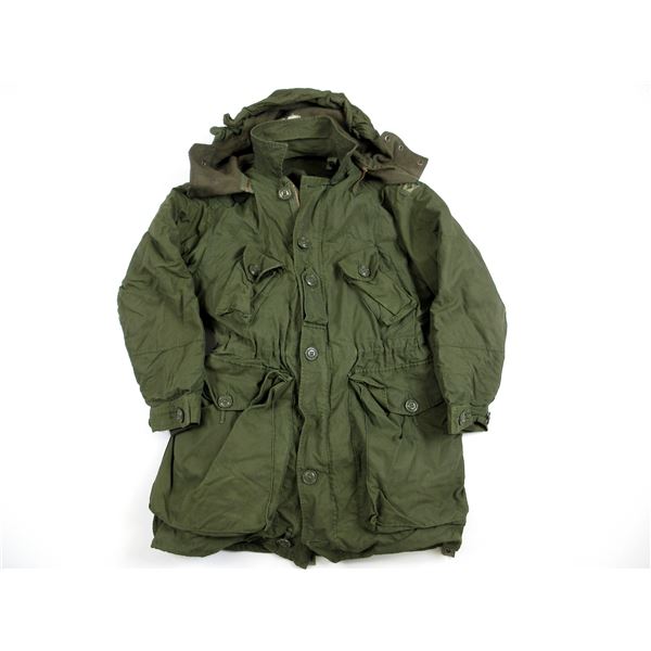 CANADIAN MILITARY EXTREME COLD WEATHER PARKA