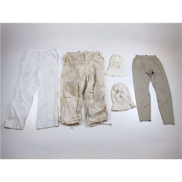 ASSORTED CANADIAN / U.S. MILITARY CLOTHING LOT