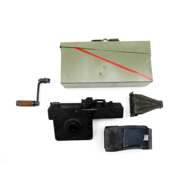 YUGOSLAVIAN MG 34/42/53 BELT LOADER WITH AMMO TIN