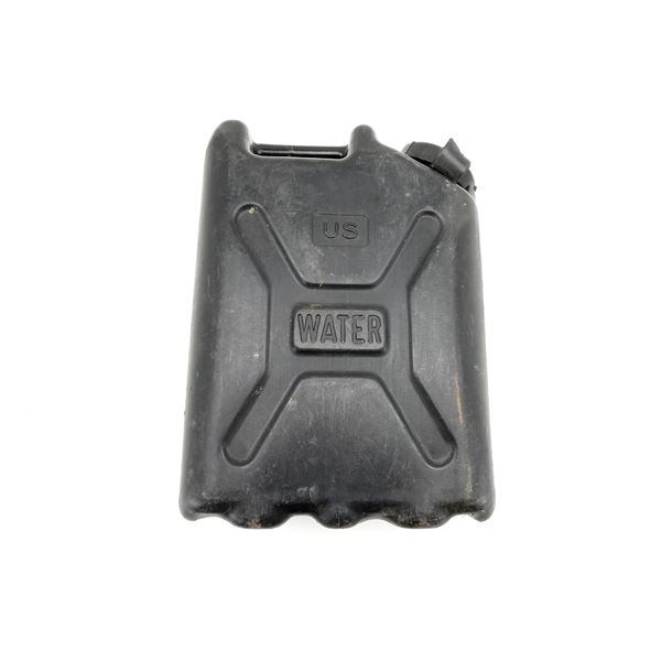 U.S. MILITARY PLASTIC WATER CAN