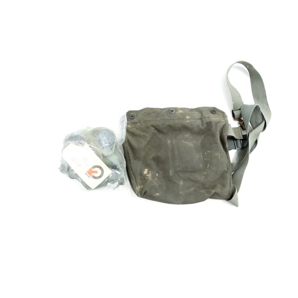 YUGOSLAVIAN M-59 GAS MASK KIT
