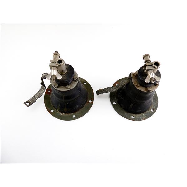 CANADIAN MILITARY WIRELESS SET NO.19 ANTENNA BASES LOT