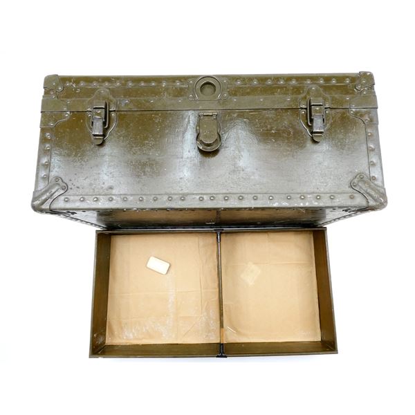 WWII U.S. MILITARY TRUNK