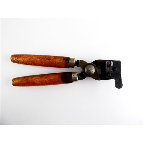 LYMAN .358 CAL. BULLET MOLD WITH HANDLES