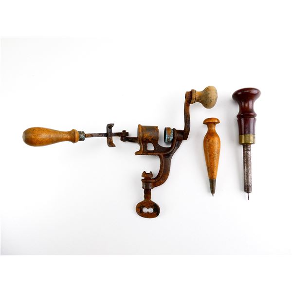 VINTAGE 12 GAUGE HAND LOADING TOOL AND DECAPPER LOT