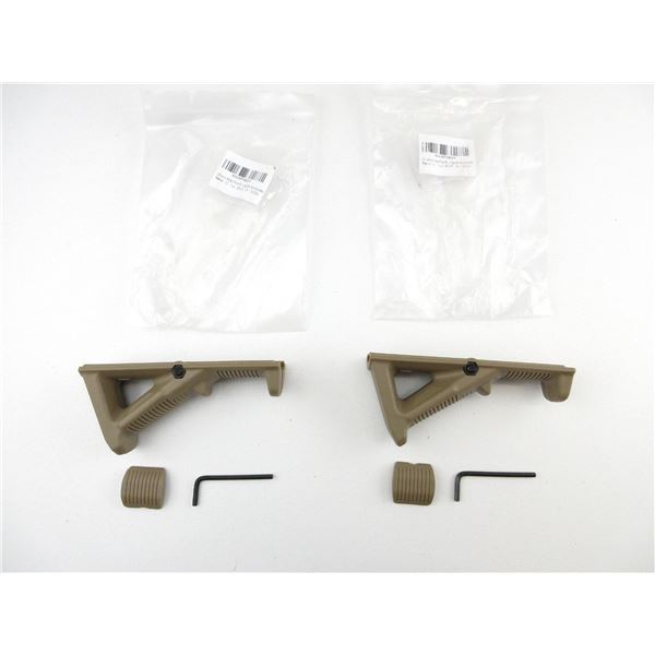 M-LOK ANGLED FOREGRIPS LOT