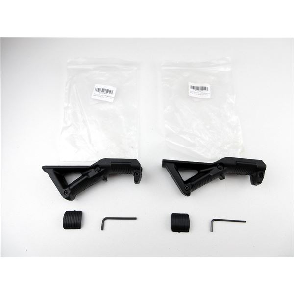 M-LOK ANGLED FOREGRIPS LOT