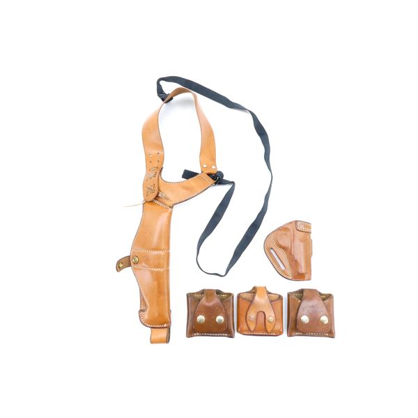 ASSORTED LEATHER HOLSTER AND MAG POUCH LOT