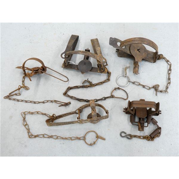 ASSORTED ANIMAL TRAP LOT