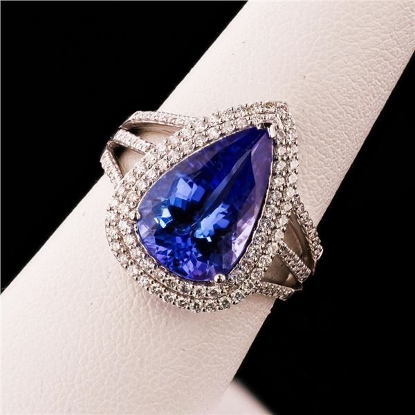 4.37 ctw Tanzanite and 0.58 ctw Diamond Platinum Ring