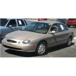 1999 Ford Taurus