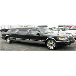 1997 LINCOLN Town Car Limo