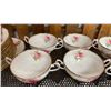 Image 3 : Large "American Beauty" bone China set by Royal Albert