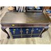 Image 2 : Vintage Ball In Claw Foot 3 Drawer Desk