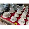 Image 3 : 37x Pieces Of Vintage Hand Painted China