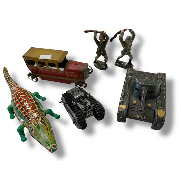 4 Vintage Tin Toys & 2 Toy Soldiers