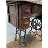Image 3 : * Loyalist Antique Sewing Machine in Cabinet - As Is - CANNOT SHIP - 34" x 32"x 18"