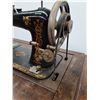 Image 4 : * Loyalist Antique Sewing Machine in Cabinet - As Is - CANNOT SHIP - 34" x 32"x 18"